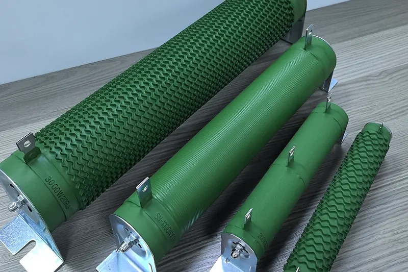 Rezystory ceramiczne o dużej mocy zapewniają doskonałe odprowadzanie ciepła dla trakcji i energii odnawialnej
